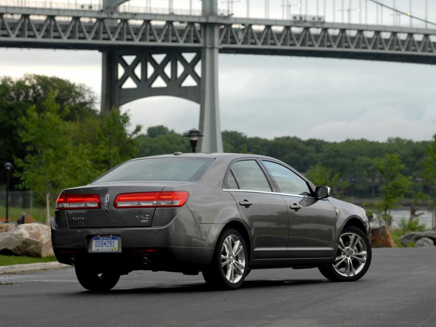  Lincoln MKZ 2009 года  (фото 12 из 16)